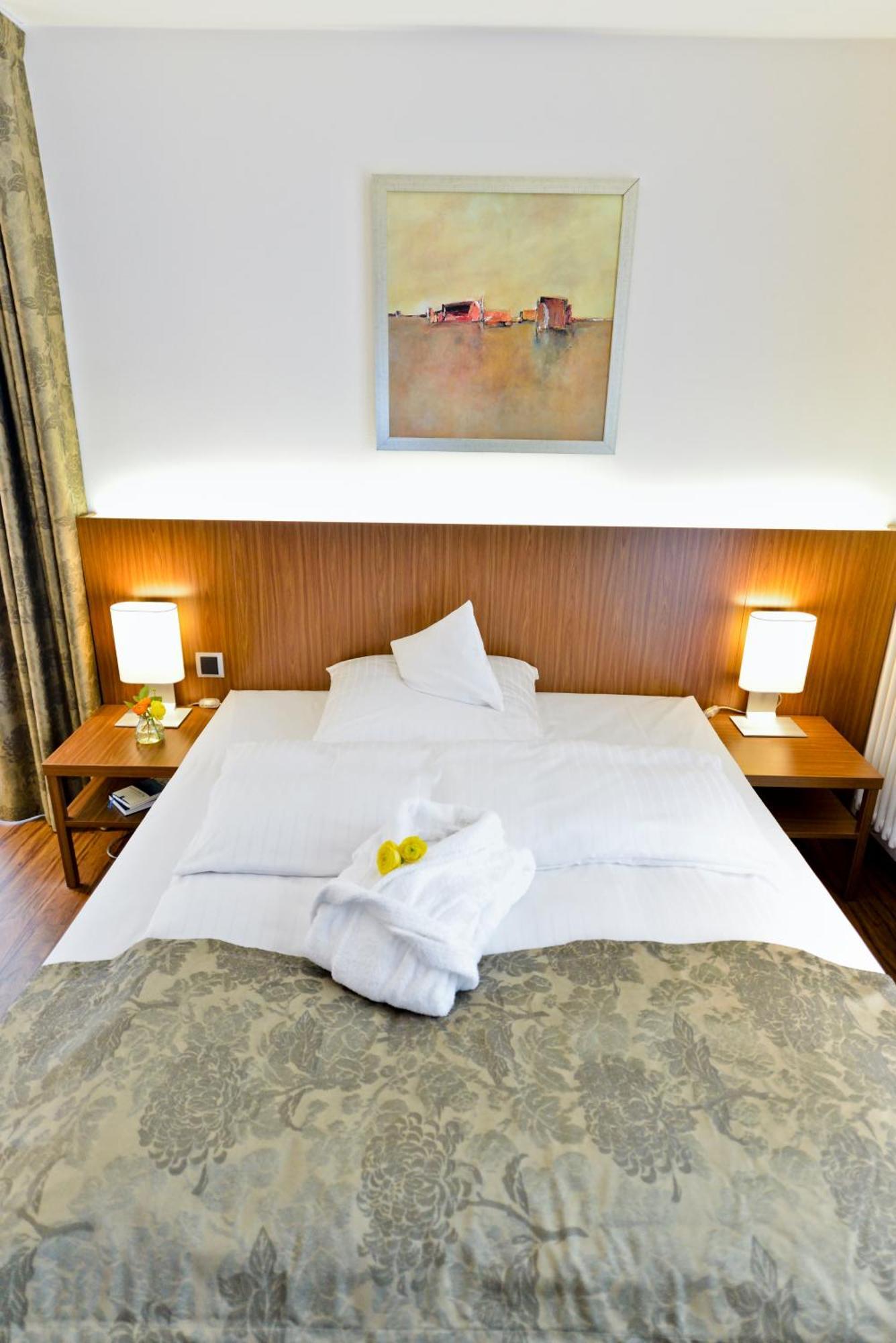 קבלאאר Hotel Klostergarten מראה חיצוני תמונה
